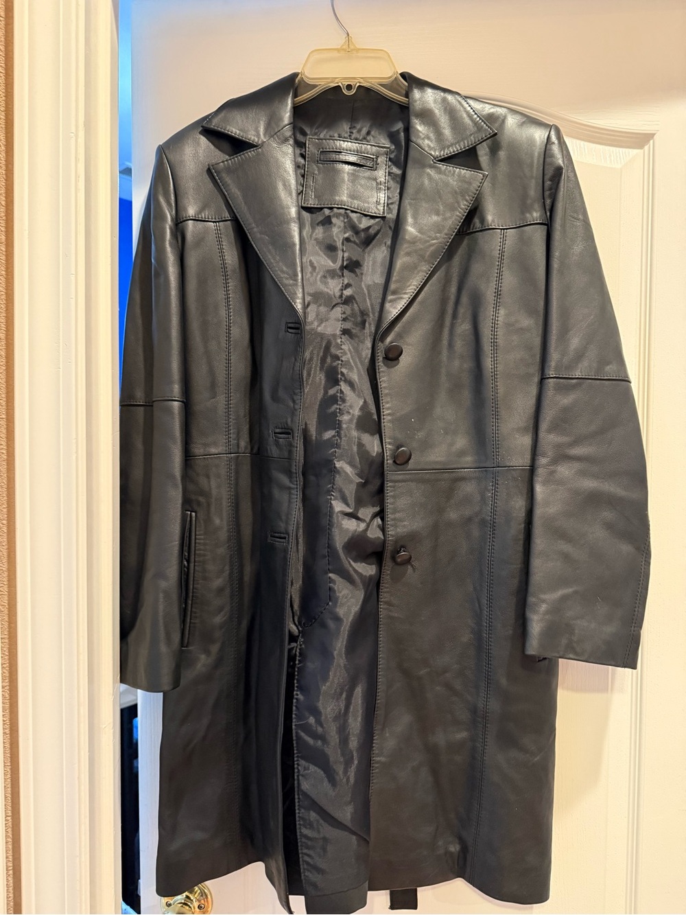 Men's Black genuine Leather Coat - Classic Long Trench